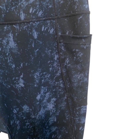LOLE Performance Black and Blue Marble Pattern Leggings Size XL - Picture 3 of 8